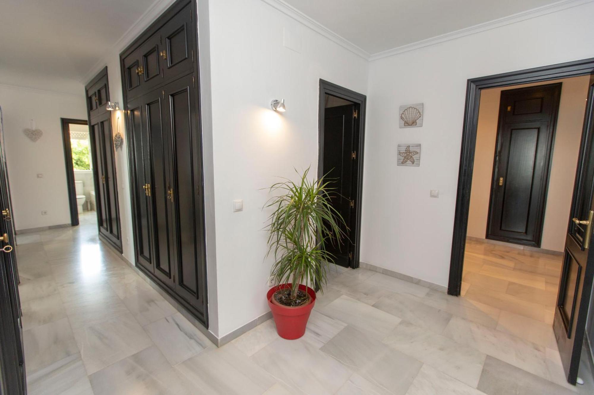 Villa Venecia, Apartamento De Lujo En 1º Linea De Playa + Parking Malaga Exterior photo