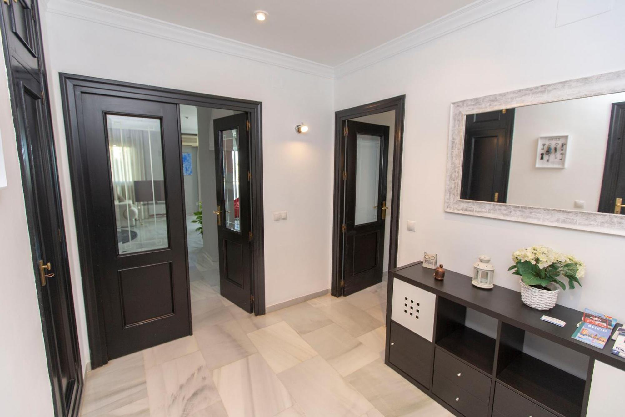 Villa Venecia, Apartamento De Lujo En 1º Linea De Playa + Parking Malaga Exterior photo