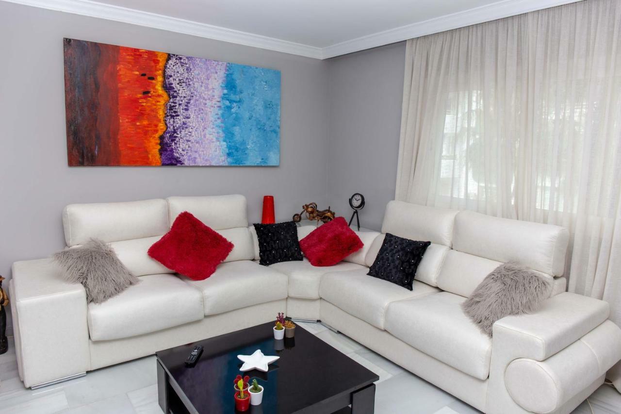 Villa Venecia, Apartamento De Lujo En 1º Linea De Playa + Parking Malaga Exterior photo